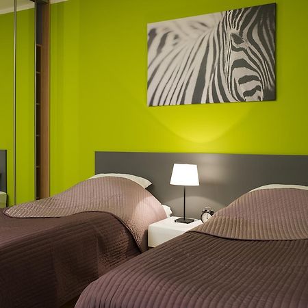 Apartamenty Tww Ochota Варшава Екстериор снимка