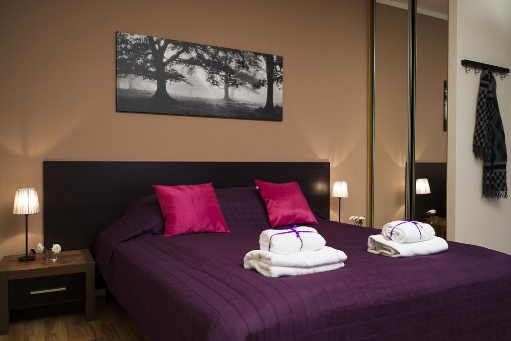 Apartamenty Tww Ochota Варшава Стая снимка
