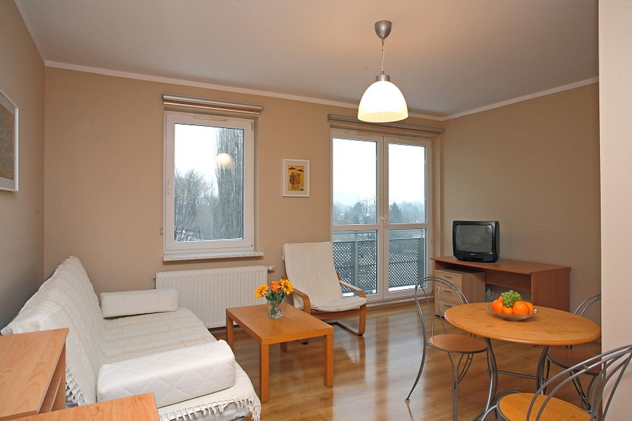 Apartamenty Tww Ochota Варшава Екстериор снимка