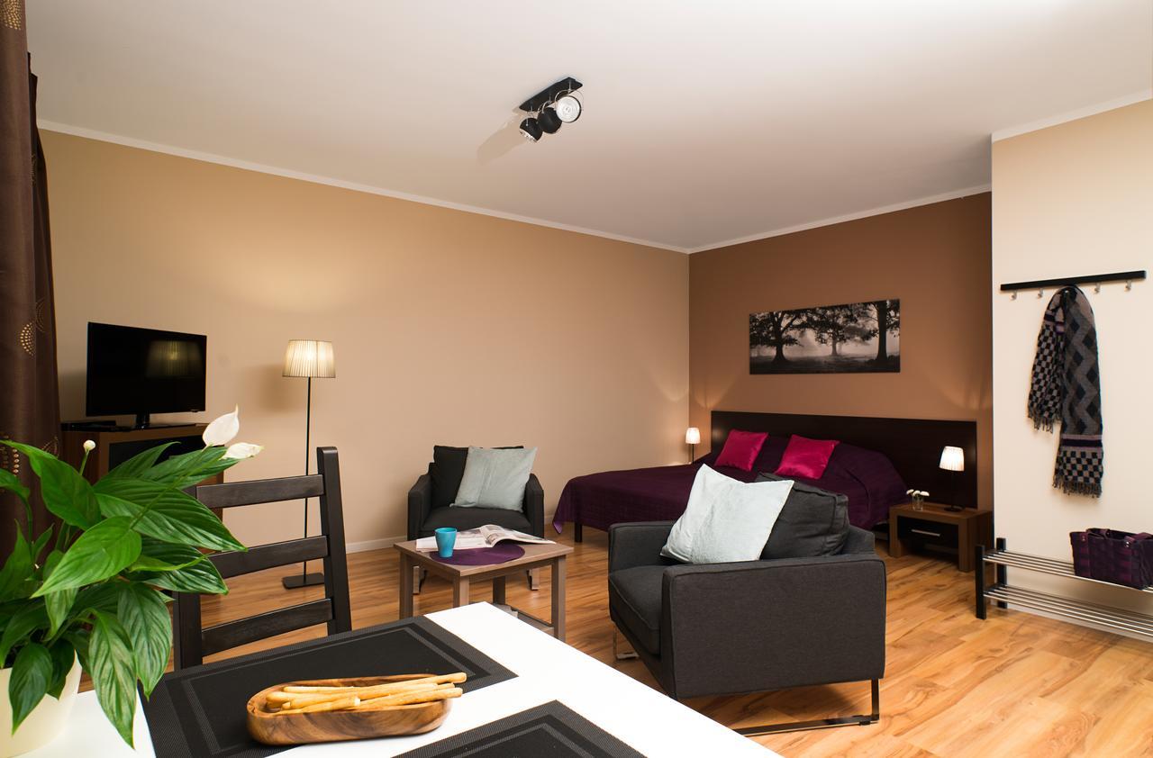 Apartamenty Tww Ochota Варшава Екстериор снимка