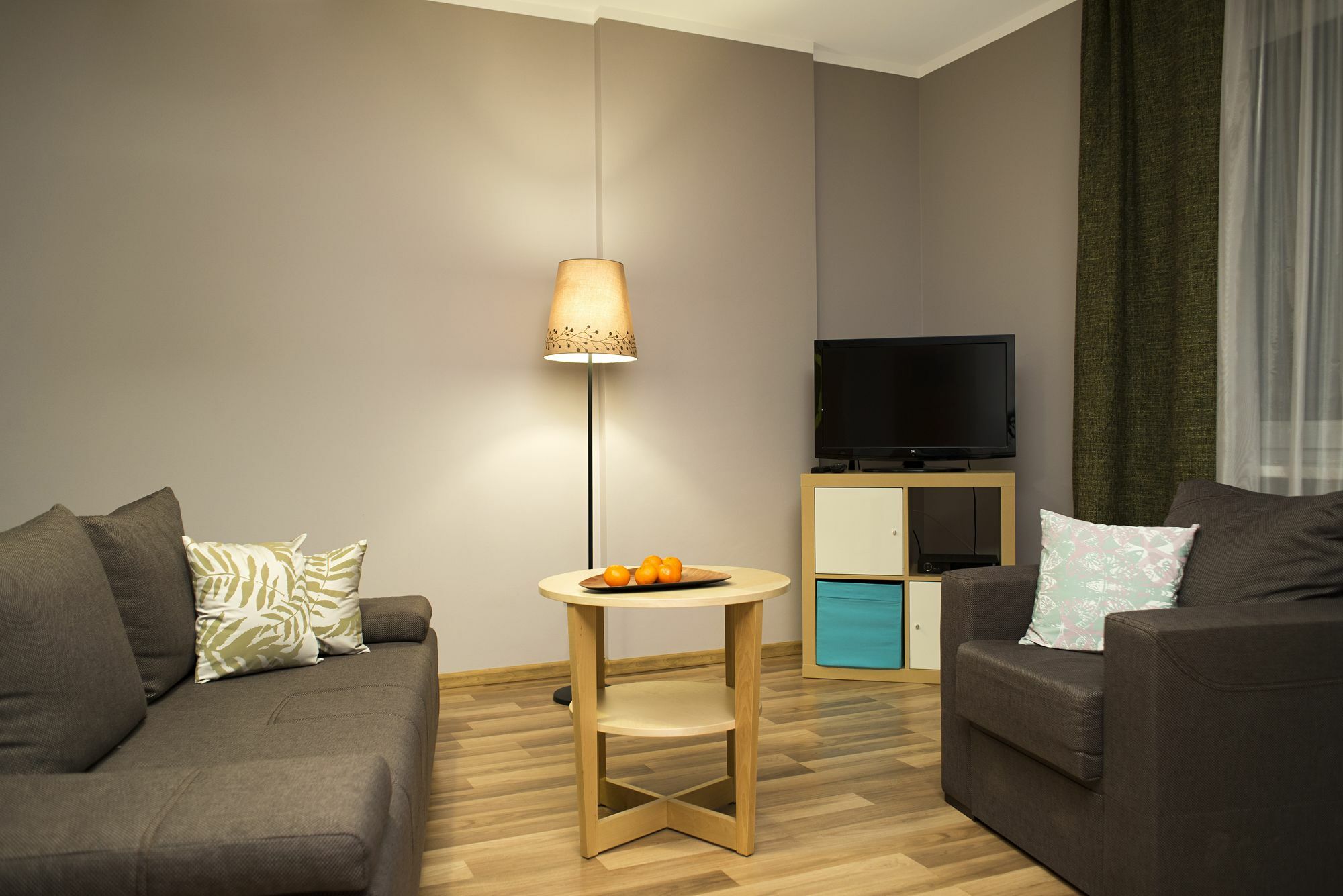 Apartamenty Tww Ochota Варшава Екстериор снимка